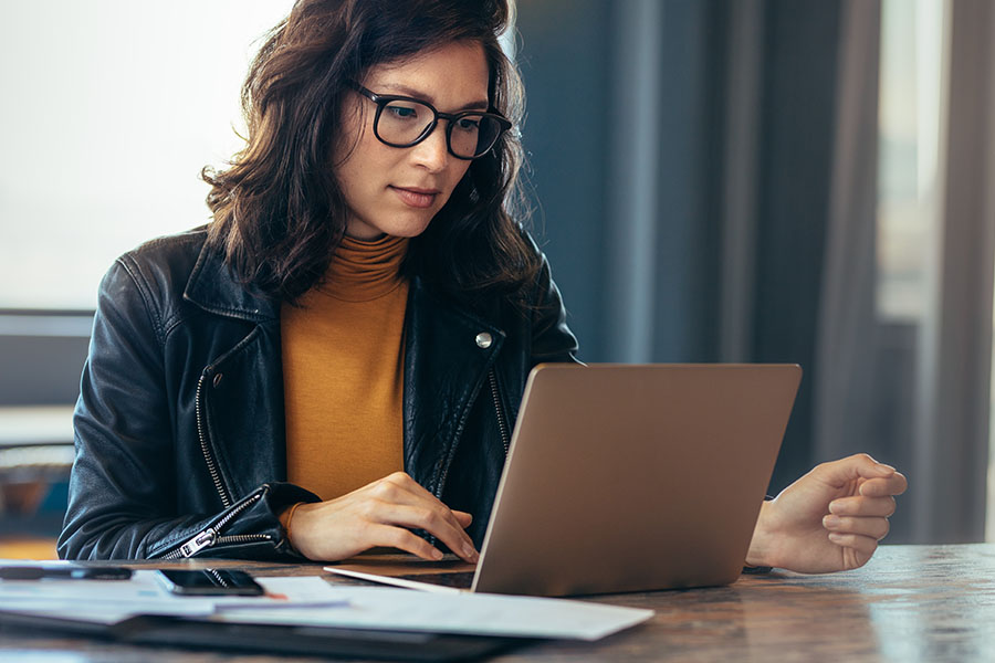 woman working on laptop