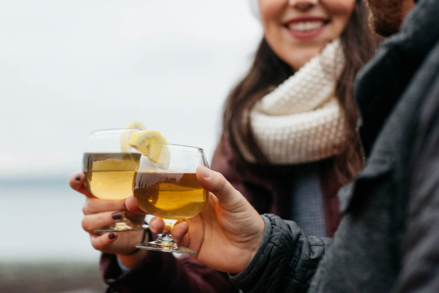 couple with drinks